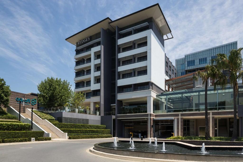 Best Hotels In Campbelltown