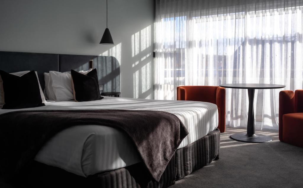 Salamanca Suites Review