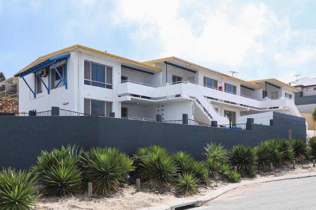 Scarborough Apartments Review