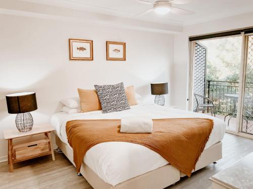 Sea Breeze on Main Beach - Accommodation Features