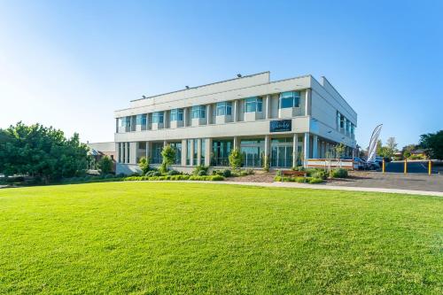 Sferas Park Suites & Convention Centre - Guest Satisfaction and Reviews
