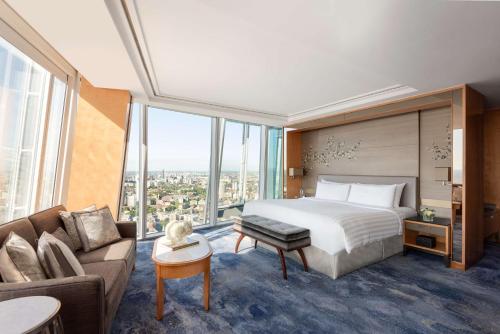 Shangri-La The Shard, London - Dining Options