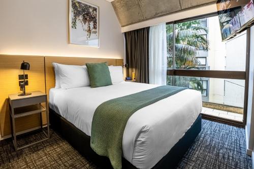 Song Hotel Sydney - Dining Experiences