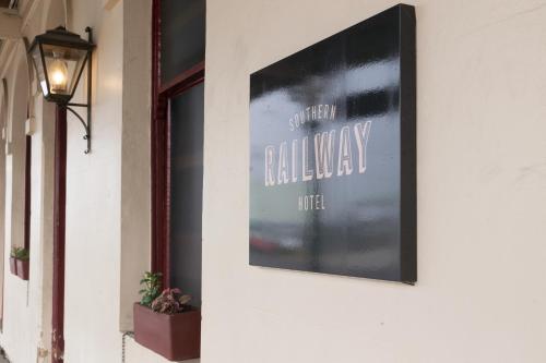 Southern Railway Hotel Goulburn - Guest Ratings and Feedback