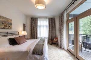 The Blake Residences - Dining and Cuisine