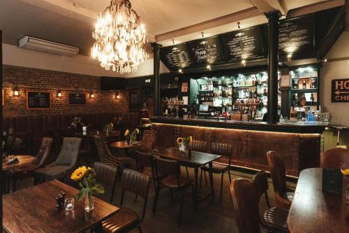 The Bull and The Hide - Guest Reviews