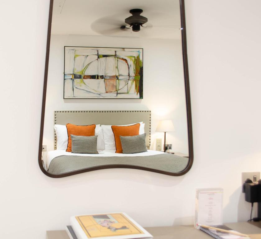 The Chronicle by Supercity Aparthotels Review