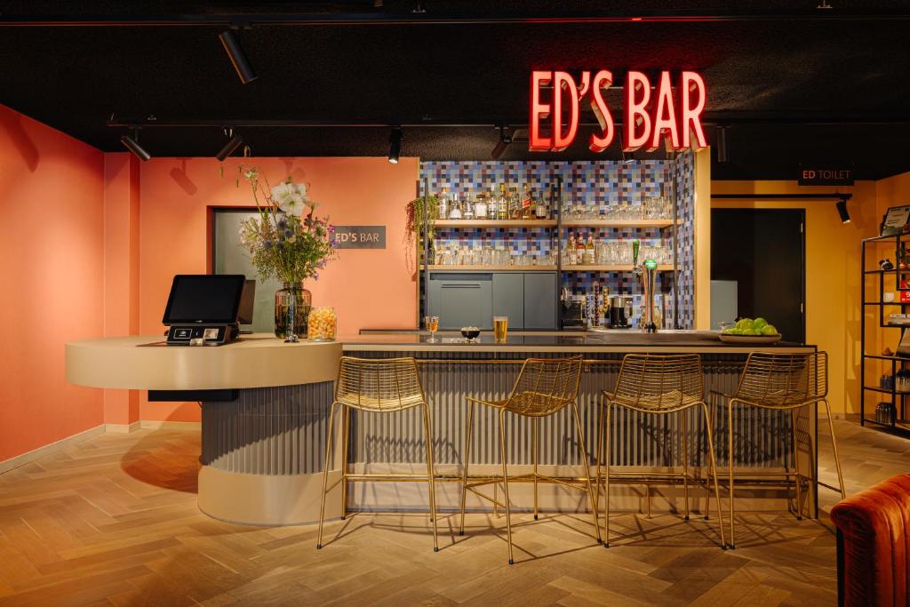 The ED Amsterdam - Amenities and Services