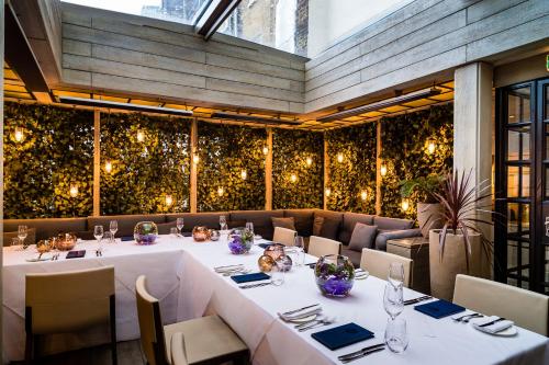The Hari London Review