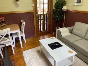 The Mulberry Cottage - Accommodation and Amenities