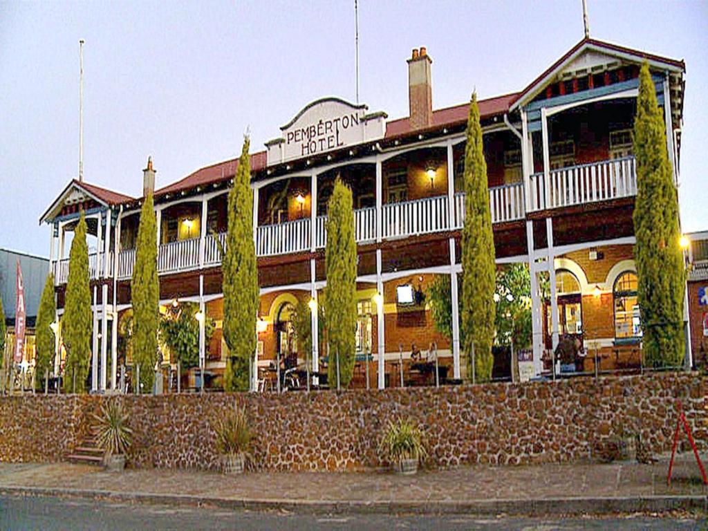 The Pemberton Hotel - Dining Options