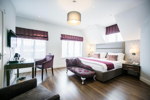 The Pillar Hotel - Dining and Breakfast