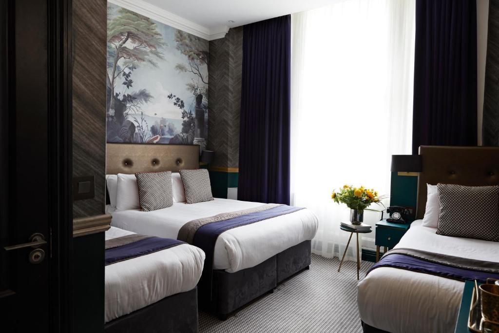 The Portico Hotel Review