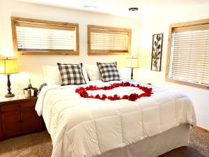 The Raspberry Garden - Amenities and Services