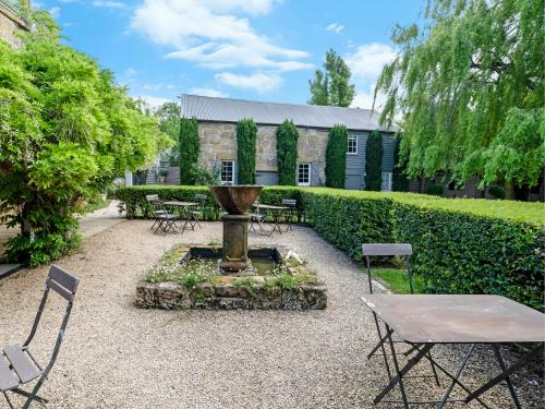The Red Feather Inn - Accommodation Options