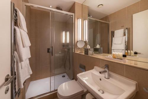 The Resident Victoria - Accommodation Details