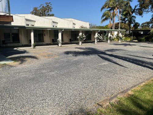 The Silver Bream Motel & Self Contained Units - Guest Reviews and Ratings