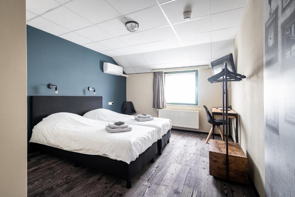 The Three Lindens - Accommodation and Room Amenities