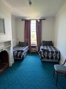 Thommos Pub - Room Types