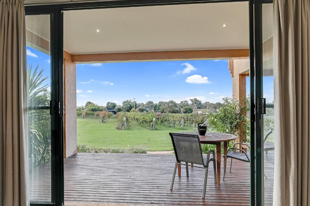 Tuileries at De Bortoli Rutherglen Review