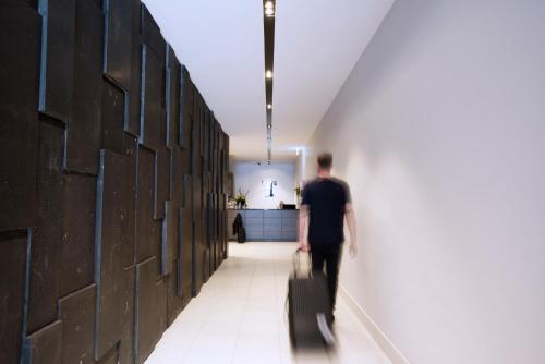 Tyrian Serviced Apartments Fitzroy - Apartment Amenities and Features