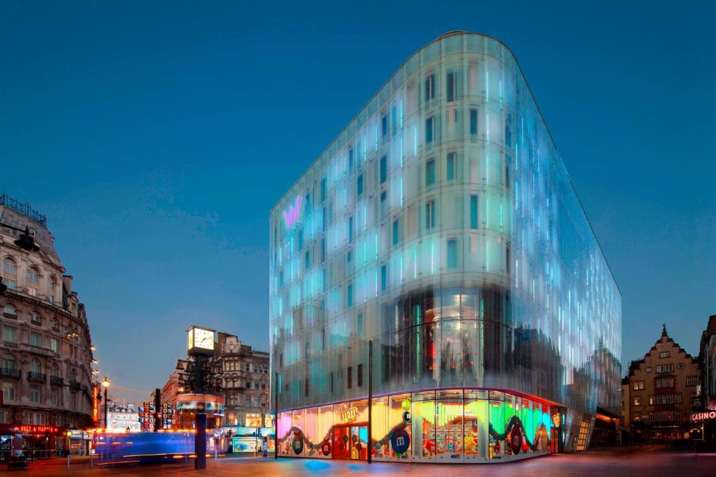 W London Review