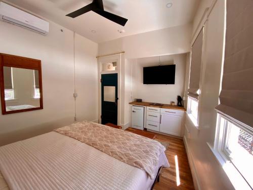 Warner Hotel - Guest Feedback