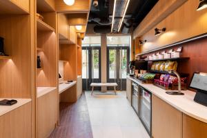 YOTELPAD London Stratford - Exceptional Amenities