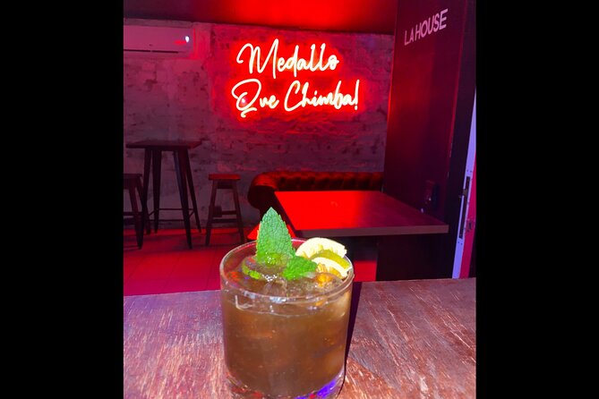 4 Hours Pub Crawl Nightlife in Medellin