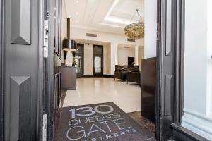 130 Queens Gate Apartments - Exceptional Service Recognition