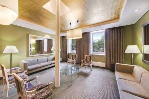 Adina Apartment Hotel Adelaide Treasury - Policies and Restrictions