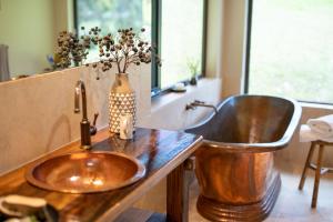 Adventure Bay Retreat Bruny Island - Cottage Features