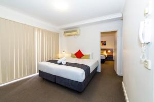 Amazing Accommodations: St Kilda - Transport Accessibility