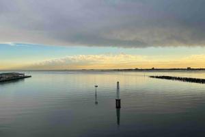 Amzing Ocean View Spacious Three Bedrooms Apartment Port Melbourne - Beachfront Location and Access