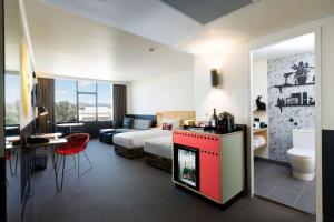 Atura Albury - Facilities and Services
