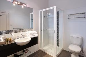 Auldington Hotel - Policies and Important Details