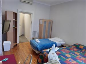 Austral Inn - On-Site Amenities
