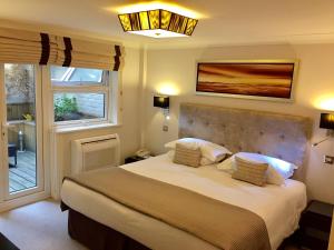 Beaufort House - Knightsbridge - Accessibility and Transportation