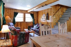 Bill Cody Ranch - Dining and Restaurant