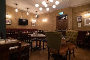 Blackbird - Booking Information