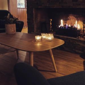 Bright Chalet - Dining and Catering