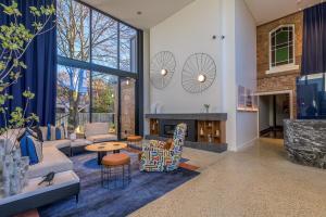 Byng Street Boutique Hotel - Policies and Regulations