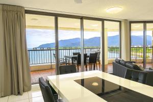Cairns Aquarius - Ideal for Families and Groups