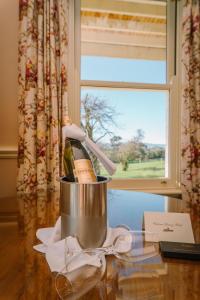 Chateau Yering - Facilities and Activities