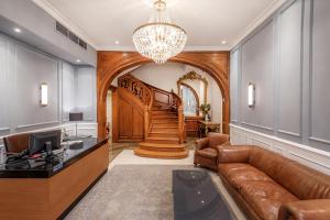 Chesham Court Knightsbridge - Concierge and Transport Services