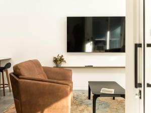 Clare Hillside Apartments - Guest Experience