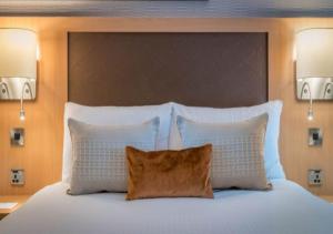 Clayton Hotel Chiswick - Additional Services