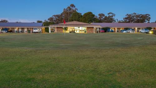 Club Inn Motel - Dining and Cuisine