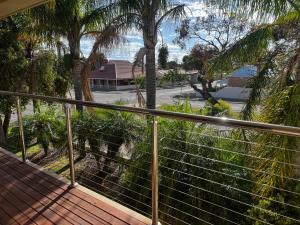 Cowell Townhouse Apartments - Arrival and Departure