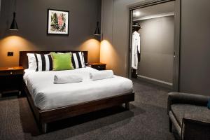 Criterion Hotel Sale - Room Features and Comforts